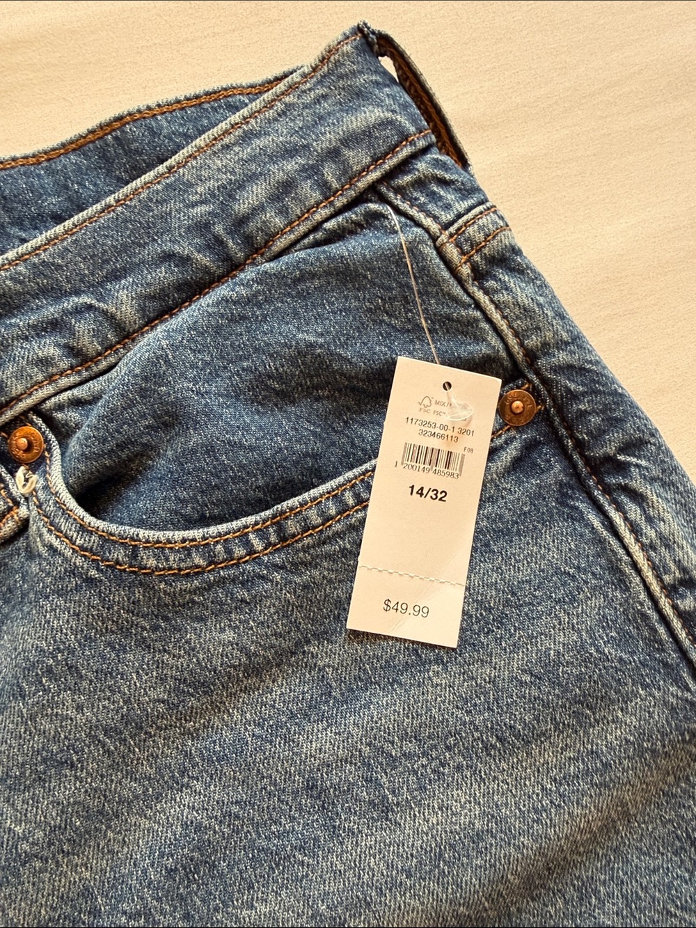 GAP Women's Medium Blue Denim Cutoff Shorts - Picture 3 of 3